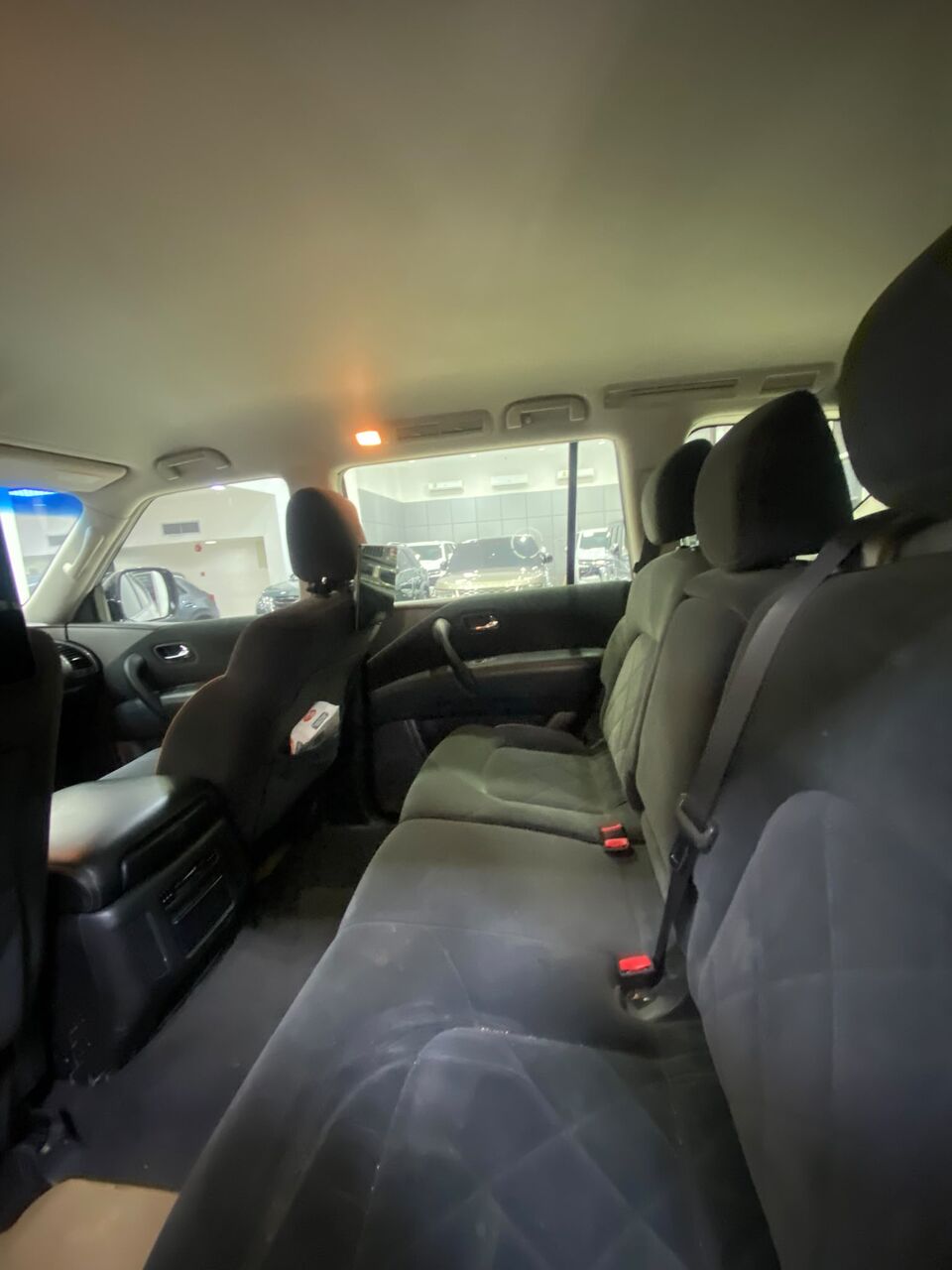 Manama, Vehicles, Cars & Trucks , BHD 8500,  Nissan Patrol XE,  2017,  Automatic,  132000 KM,    (Silver)