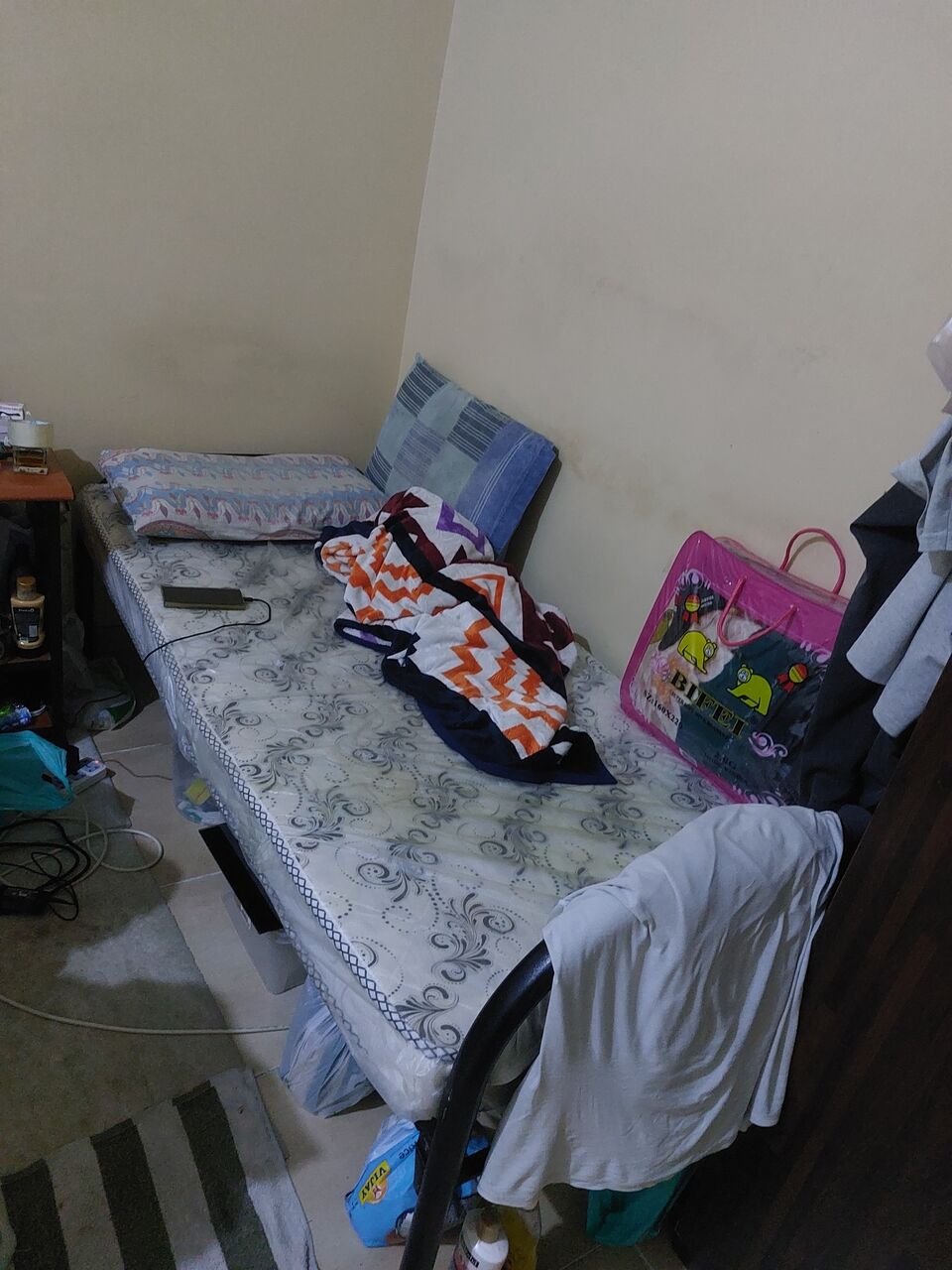 Jeddah, Bedspace For Rent, SAR 330/month,  Anyone Intrested