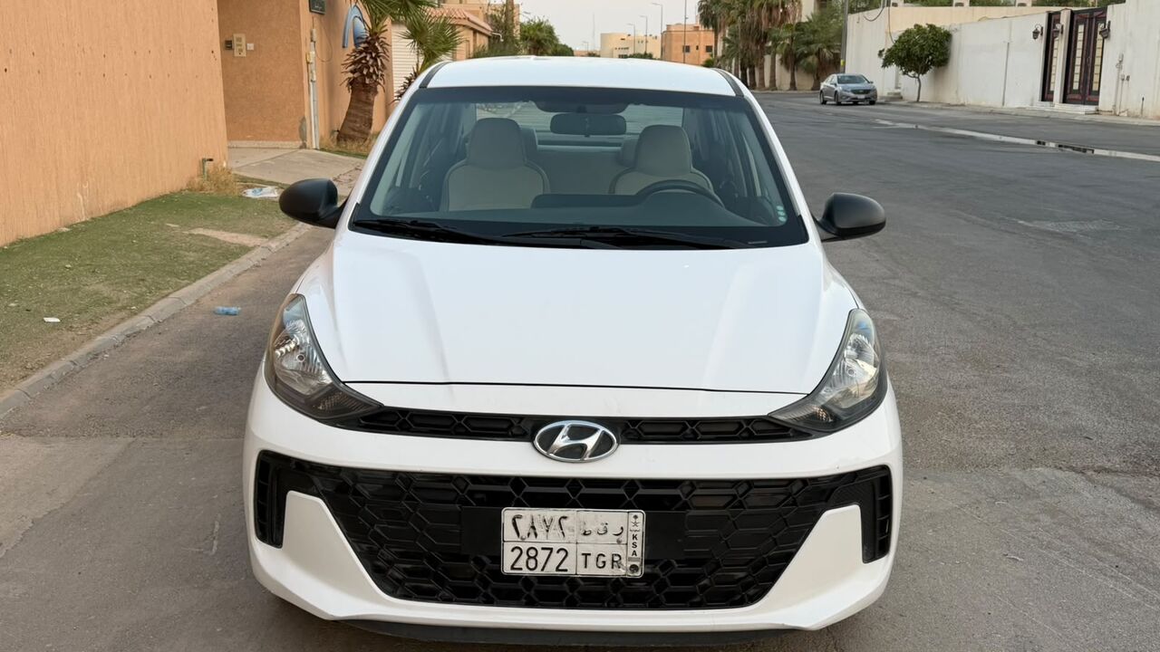 Riyadh, Vehicles, Cars & Trucks , SAR 32500,  Hyundai Grandeur,  2024,  Automatic,  98000 KM,  هيونداي جراند I10