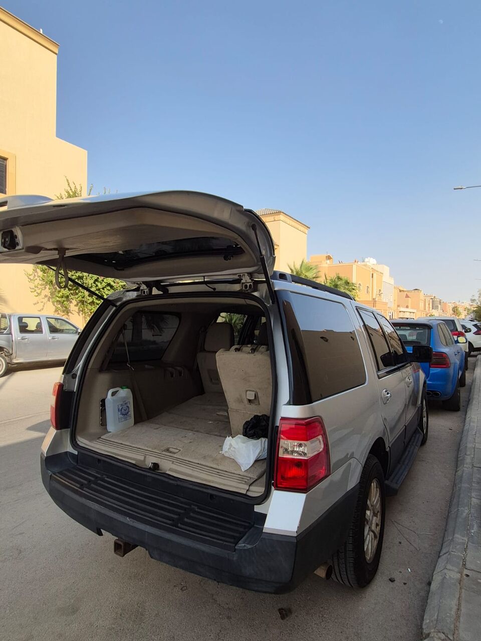 Riyadh, Vehicles, Cars & Trucks , SAR 27000,  Ford Expedition EL,  2012,  Automatic,  300 KM,  Used  Ford Expedition For Sale