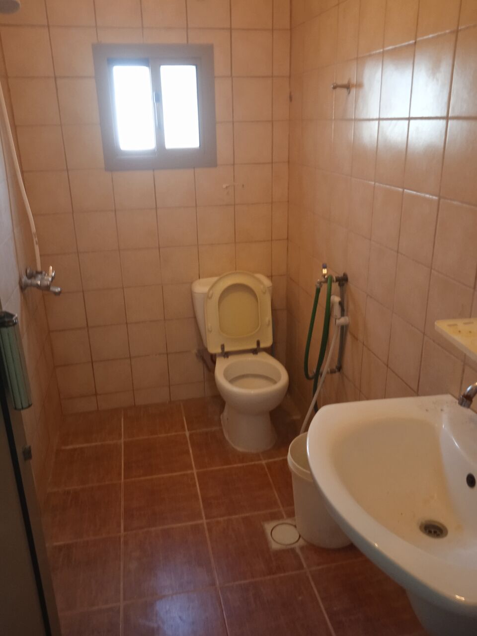 Manama, Housing Exchanges, BHD 110/month,  Fat For Rent