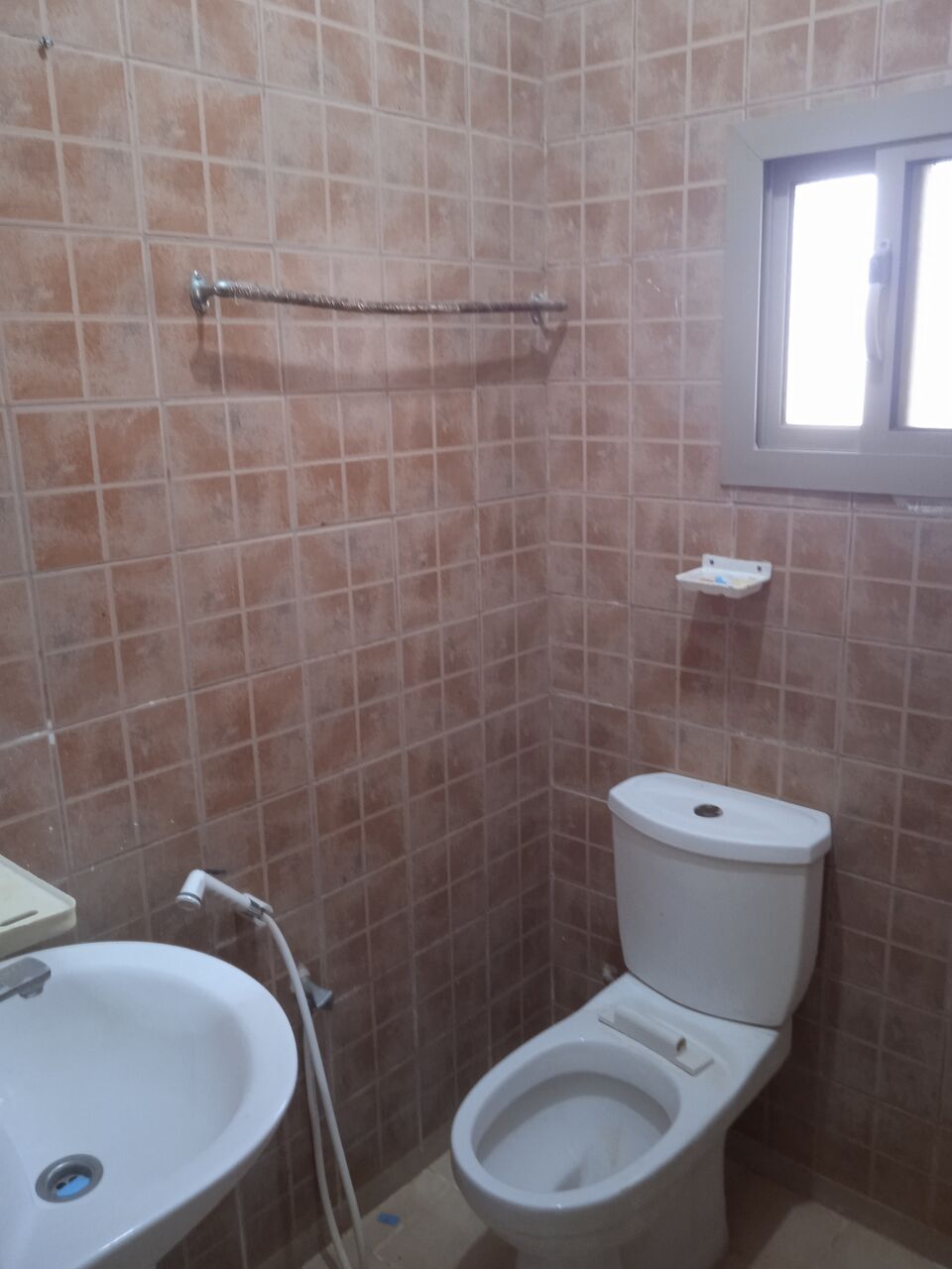 Manama, Housing Exchanges, BHD 110/month,  Fat For Rent