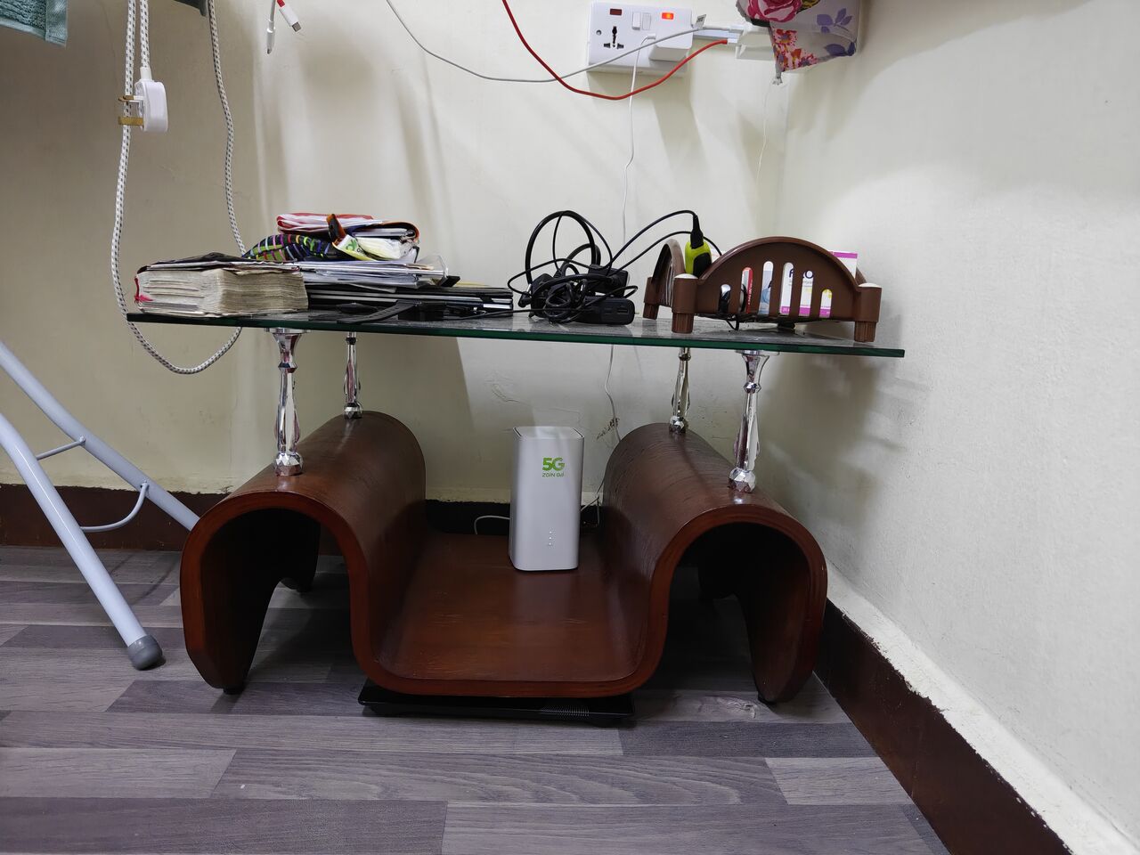 Khobar, Household Items, SAR 250,  URGENT SALE &ndash; Glass-Top Centre Table