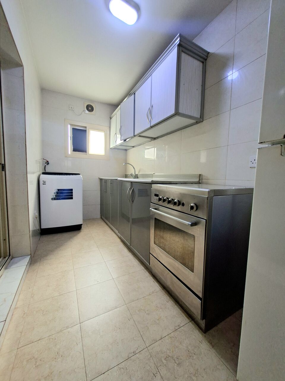 Tubli, Apartments, Flats, Houses & Villas, BHD 190/month,  Furnished,  Studio,  Fully Furnished Studio With Unlimited Ewa In Tubli,Parking,Neat & Clean Flat @ 35547951