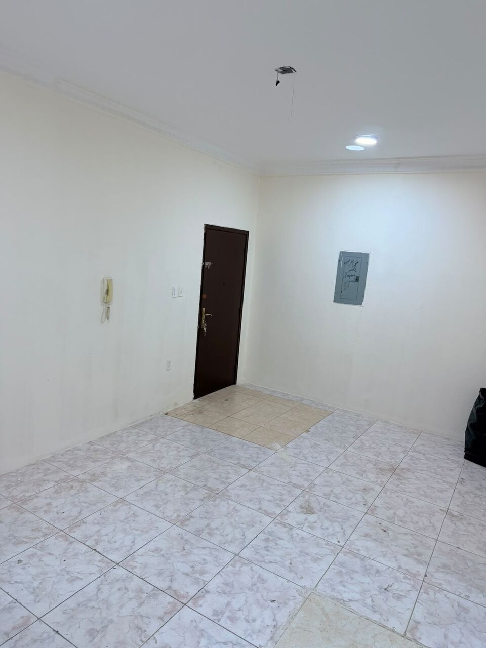 Al Khobar Al Shamalia, Rooms for Rent, SAR 800/month,  Family Room With Separate Bathroom For Rent