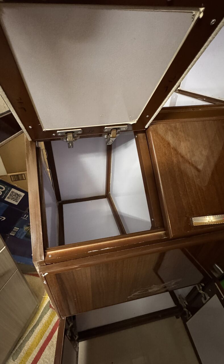 Al Yarmouk, Furniture, SAR 70,  Aluminum Cabinet
