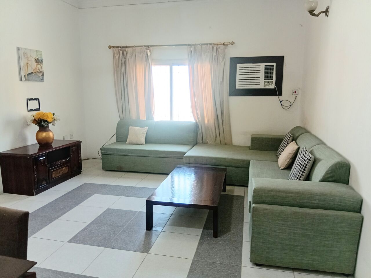 Mahooz, Apartments, Flats, Houses & Villas, BHD 260/month,  2 BR,  Fully-furnished | Mahooz | Balcony | Parking | Security | Maintenance | EWA Limit BD30