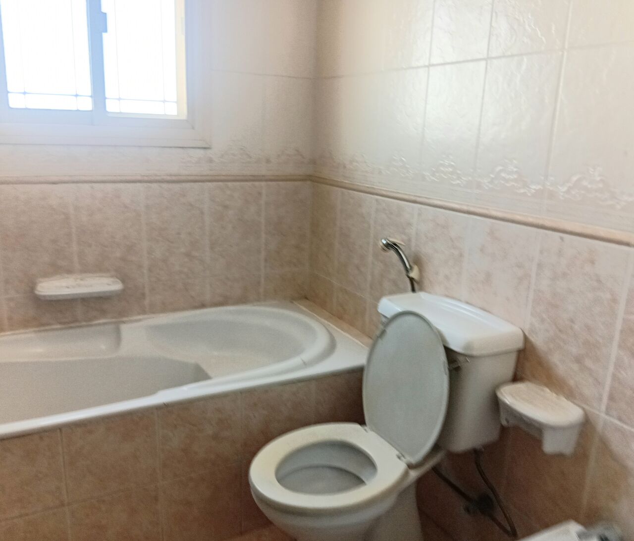 Mahooz, Apartments, Flats, Houses & Villas, BHD 260/month,  2 BR,  Fully-furnished | Mahooz | Balcony | Parking | Security | Maintenance | EWA Limit BD30