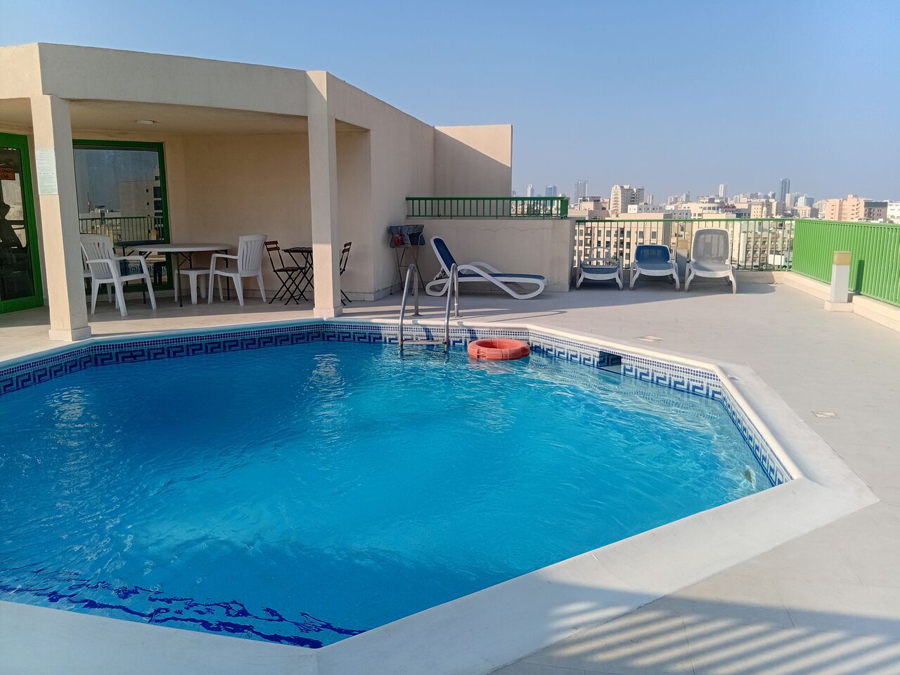 Mahooz, Apartments, Flats, Houses & Villas, BHD 380/month,  Furnished,  2 BR,  Fully-furnished | Mahooz | Parking | Wifi | Pool | Gym | Billiard | BD 50 EWA Limit