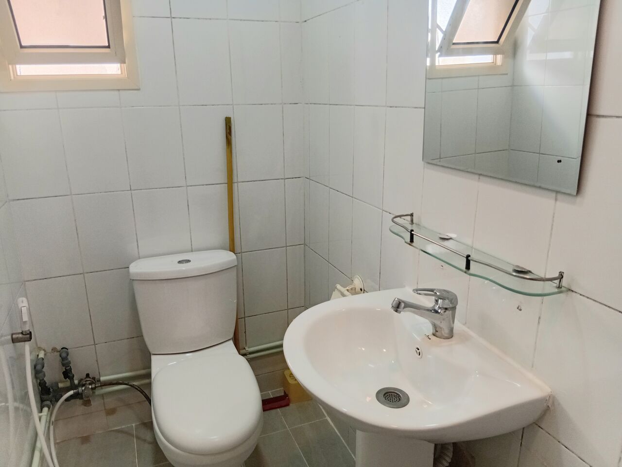 Mahooz, Apartments, Flats, Houses & Villas, BHD 175/month,  Furnished,  Studio,  Fully-furnished | Prime Location | Mohhoz | Split AC | Security | BD 40 EWA Limit
