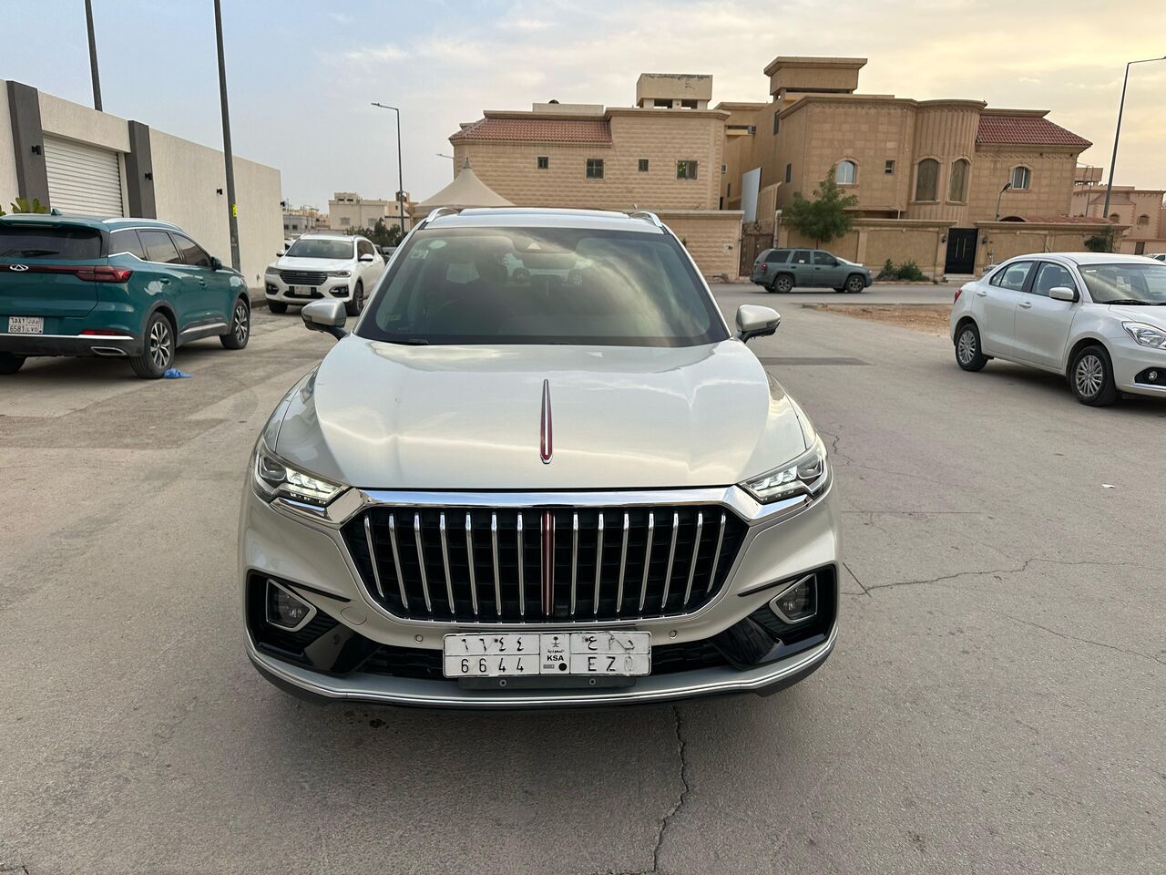 Riyadh, Vehicles, Cars & Trucks , SAR 58000,  Hongqi HS5 40 TD Turbo Charged Fully Loaded,  2021,  Automatic,  202000 KM,    With Panorama Sunroof N AWD For Sales