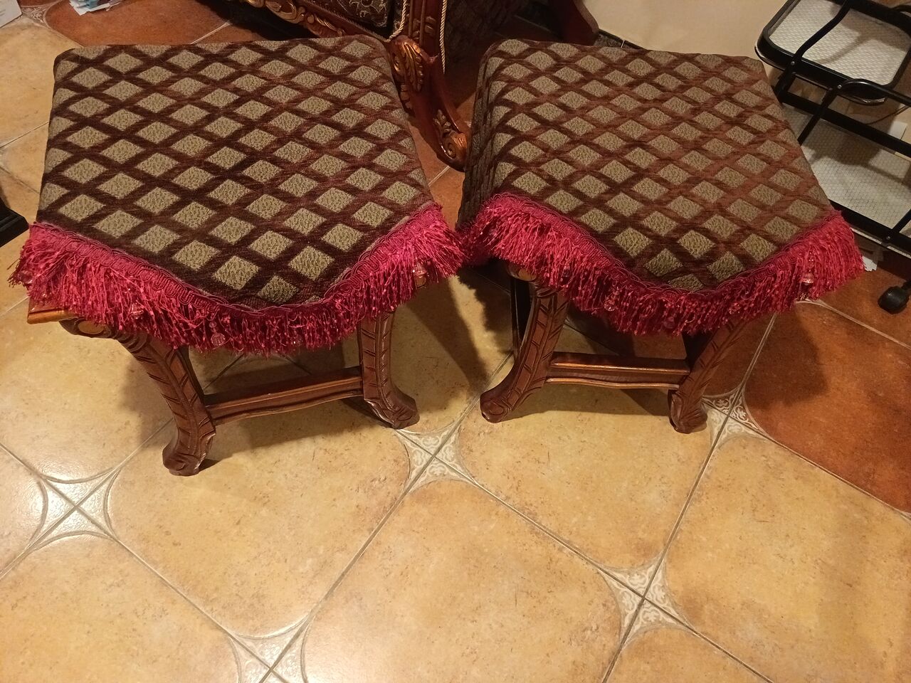 Al Faisaliyah, Furniture, SAR 1550,  7Seater Sofa Set And 3Coffee Tables