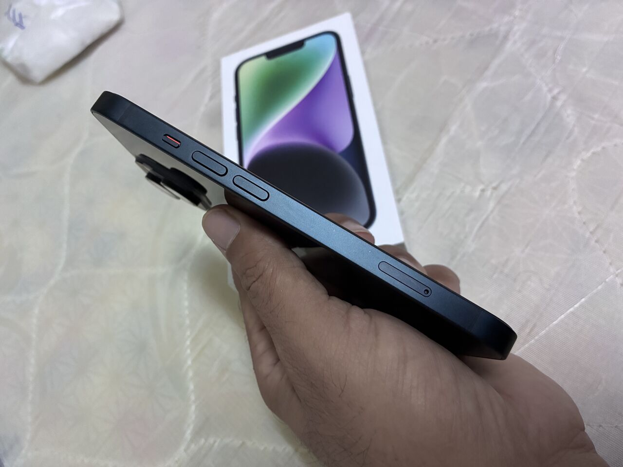 Jubail, Mobile Phones, SAR 22,  IPhone 14 128gb Battery Health 95% Same Like New Complete Box, With Apple Watch Serial 9