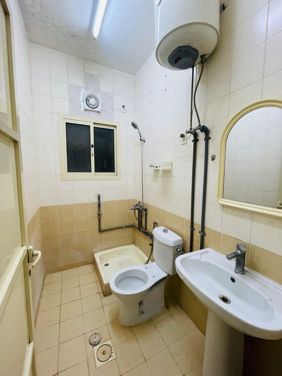 Jubail, Apartments, Flats, Houses & Villas, 2 BR,  2BHK UNFURNISHED APARTMENT AVAILABLE FOR RENT