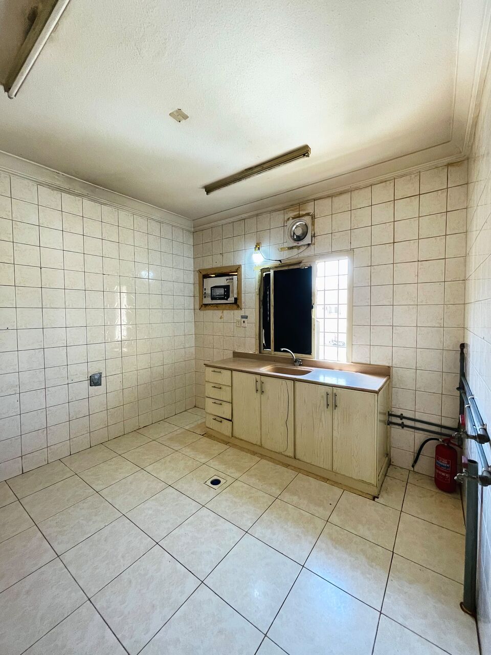 Jubail, Apartments, Flats, Houses & Villas, 2 BR,  2BHK UNFURNISHED APARTMENT AVAILABLE FOR RENT