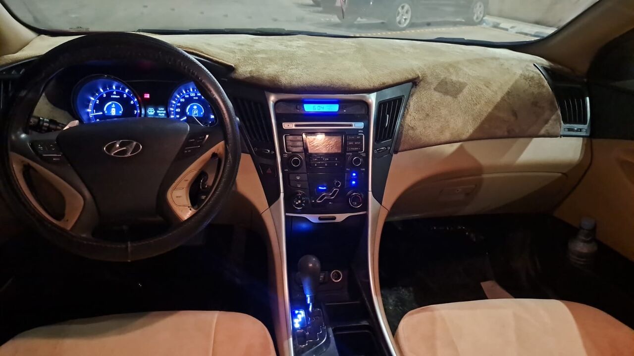 Hara, Vehicles, Cars & Trucks , SAR 22000,  Sonata,  2011,  195000 KM,    For Sale