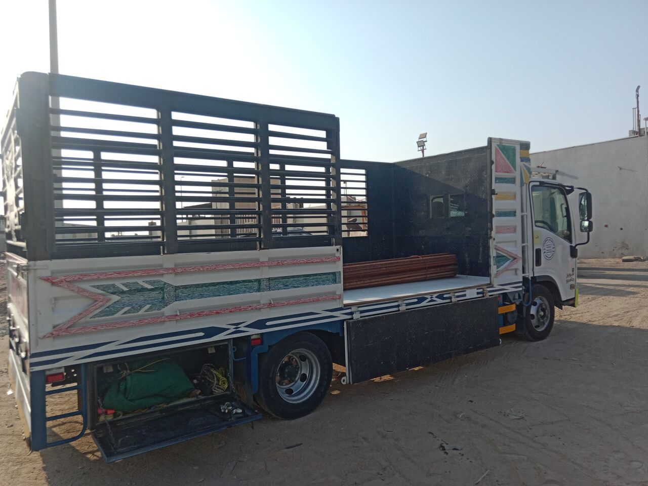Jeddah, Labor/Moving, DYNA TRUCK FOR RENT FOR HOME SHIFTING AND COMPANY MATERIALS SHIFTING 📞 0581351025