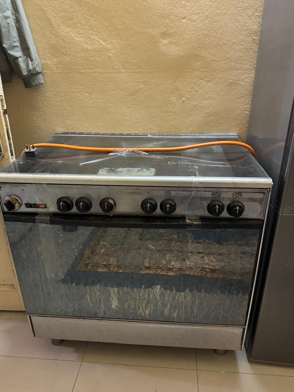 Riyadh, Household Items, SAR 650,  5 Stove Cooking Range  - Available For Sale