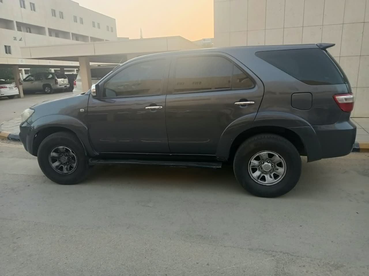 Riyadh, Vehicles, Cars & Trucks , SAR 30000,  Toyota Fortuner,  2011,  Automatic,  0 KM,   For Sale 32500 Riyal