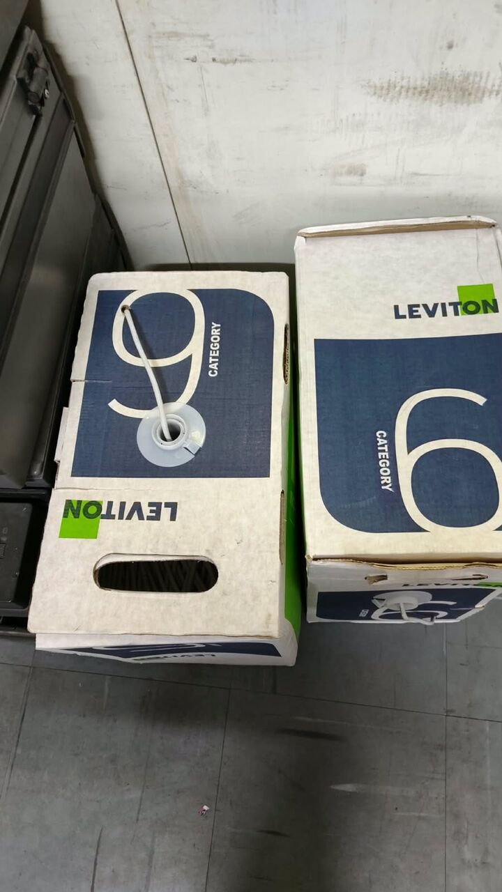 Jeddah, Computers, SAR 5000,  Offer For Sale: Brand-New Cisco Catalyst 1300 Switch And LAN Cables