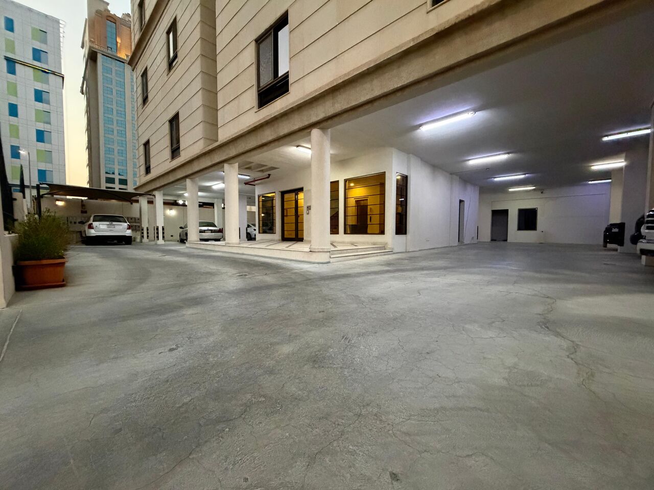 Khobar, Apartments, Flats, Houses & Villas, SAR 60000/year,  5 BR,  Family Apartment For Rent 150/6