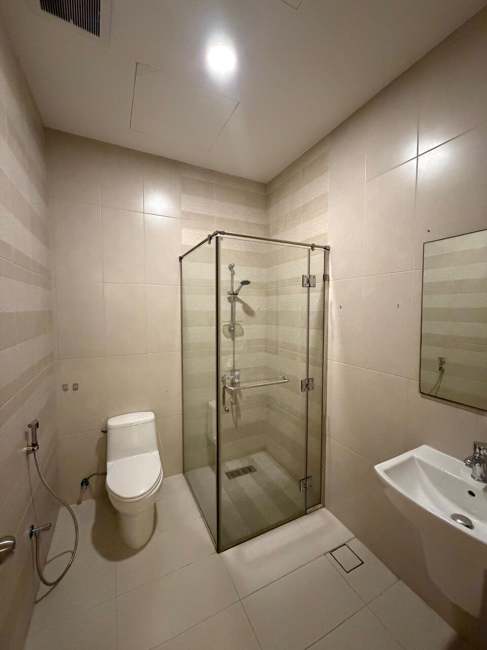 Khobar, Apartments, Flats, Houses & Villas, SAR 60000/year,  5 BR,  Family Apartment For Rent 150/6