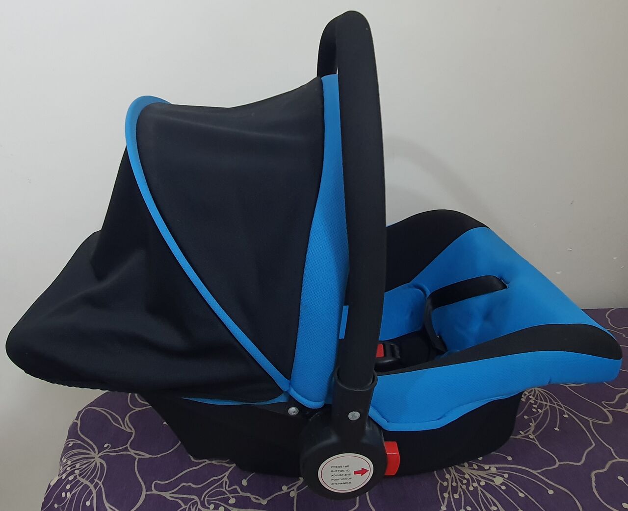 Jeddah, Baby & Kid Stuff, SAR 40,  Baby Carry Cot In Excellent Condition