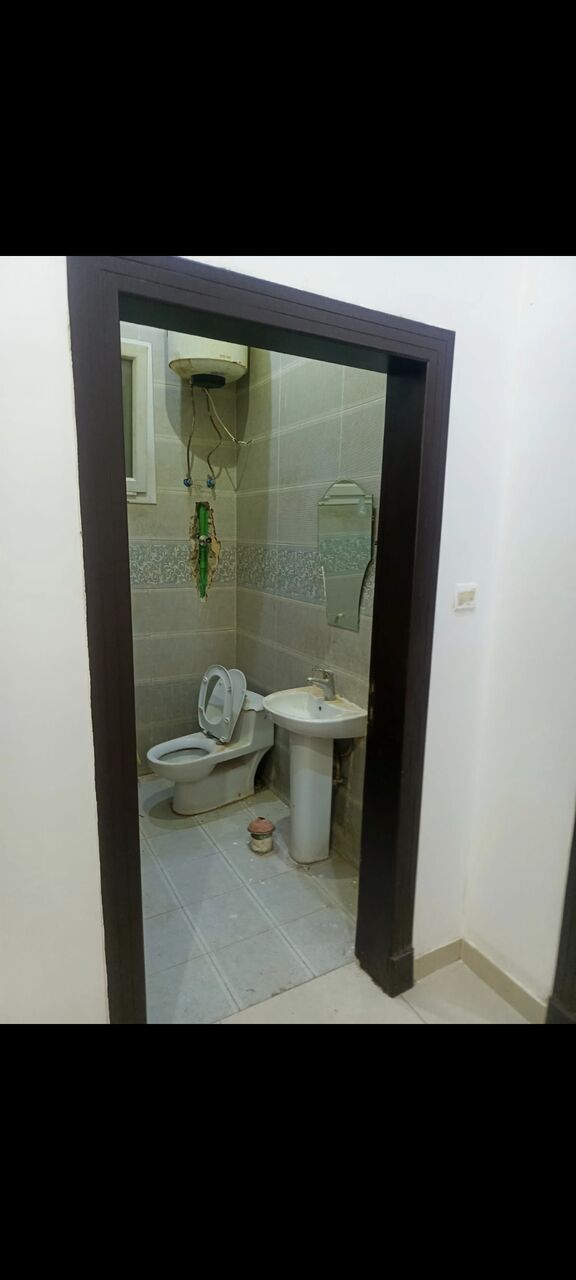 Riyadh, Bedspace For Rent, 16 Sq. Meter,  Bedspace Available For 1 Person. Monthly 350  Preferred  Indian & Pakistani Muslims