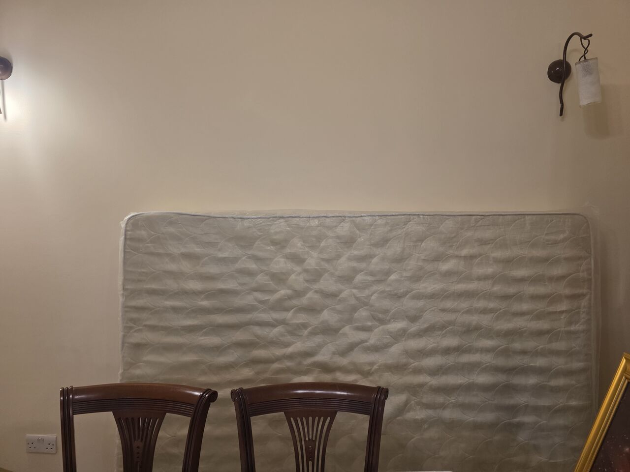Sanabis, Furniture, BHD 22,  Queen Size Mattress 150 X 200, 7" Thick