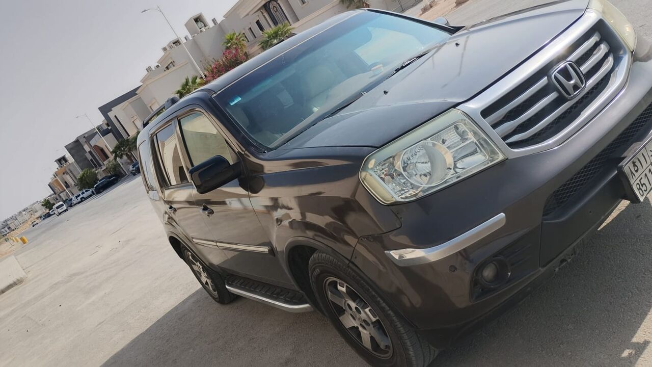 Riyadh, Vehicles, Cars & Trucks , SAR 23500,  Honda Pilot,  2013,  Automatic,  425000 KM,  Honda Pailot  Full Option For Sale