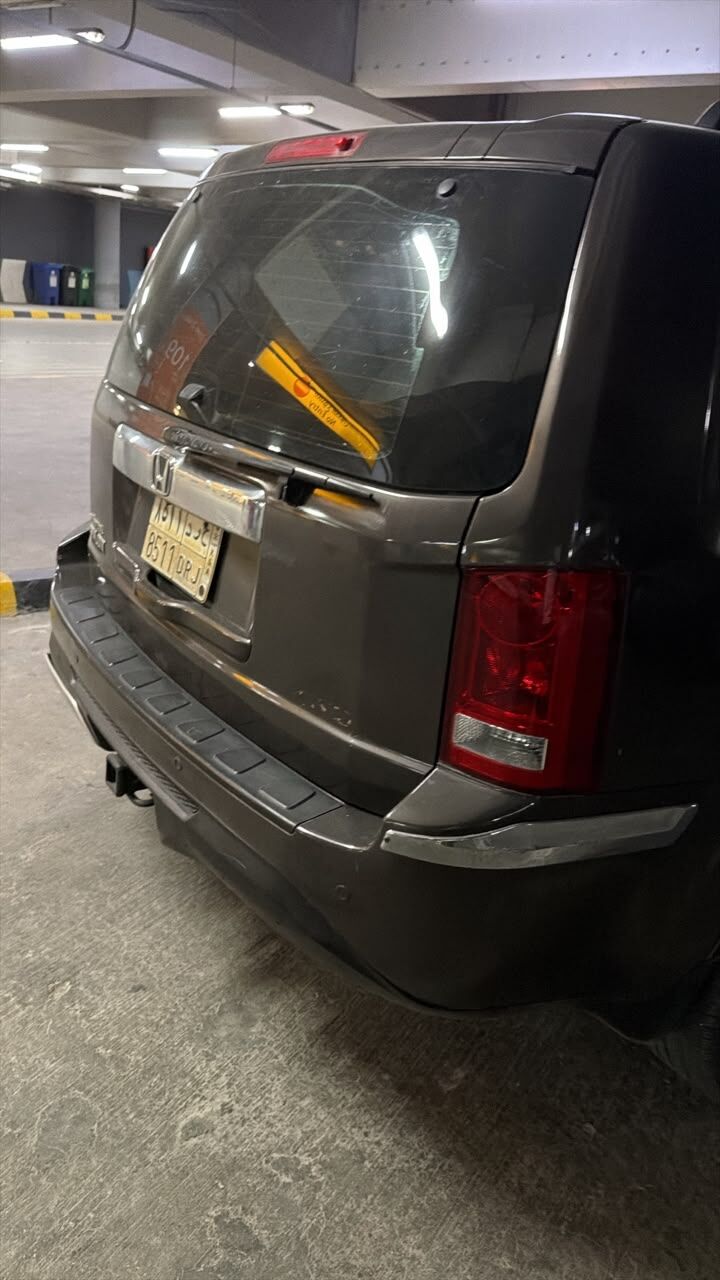 Riyadh, Vehicles, Cars & Trucks , SAR 23500,  Honda Pilot,  2013,  Automatic,  425000 KM,  Honda Pailot  Full Option For Sale