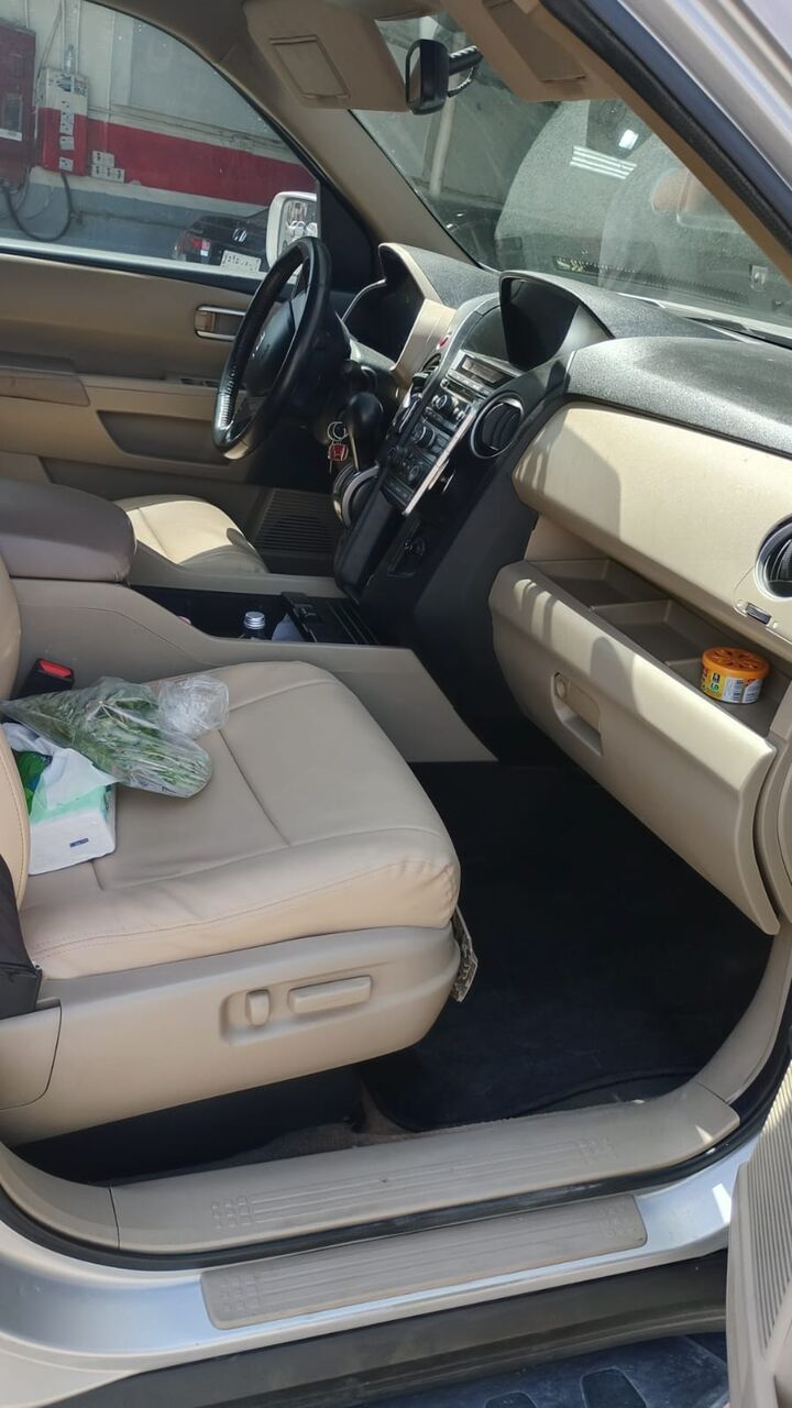 Riyadh, Vehicles, Cars & Trucks , SAR 23500,  Honda Pilot,  2013,  Automatic,  425000 KM,  Honda Pailot  Full Option For Sale