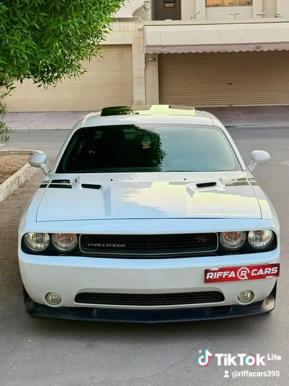 Manama, Vehicles, Cars & Trucks , BHD 1,  Dodge Challenger,  2013,  Automatic,  287000 KM,  FOR SALE  R T  MODEL