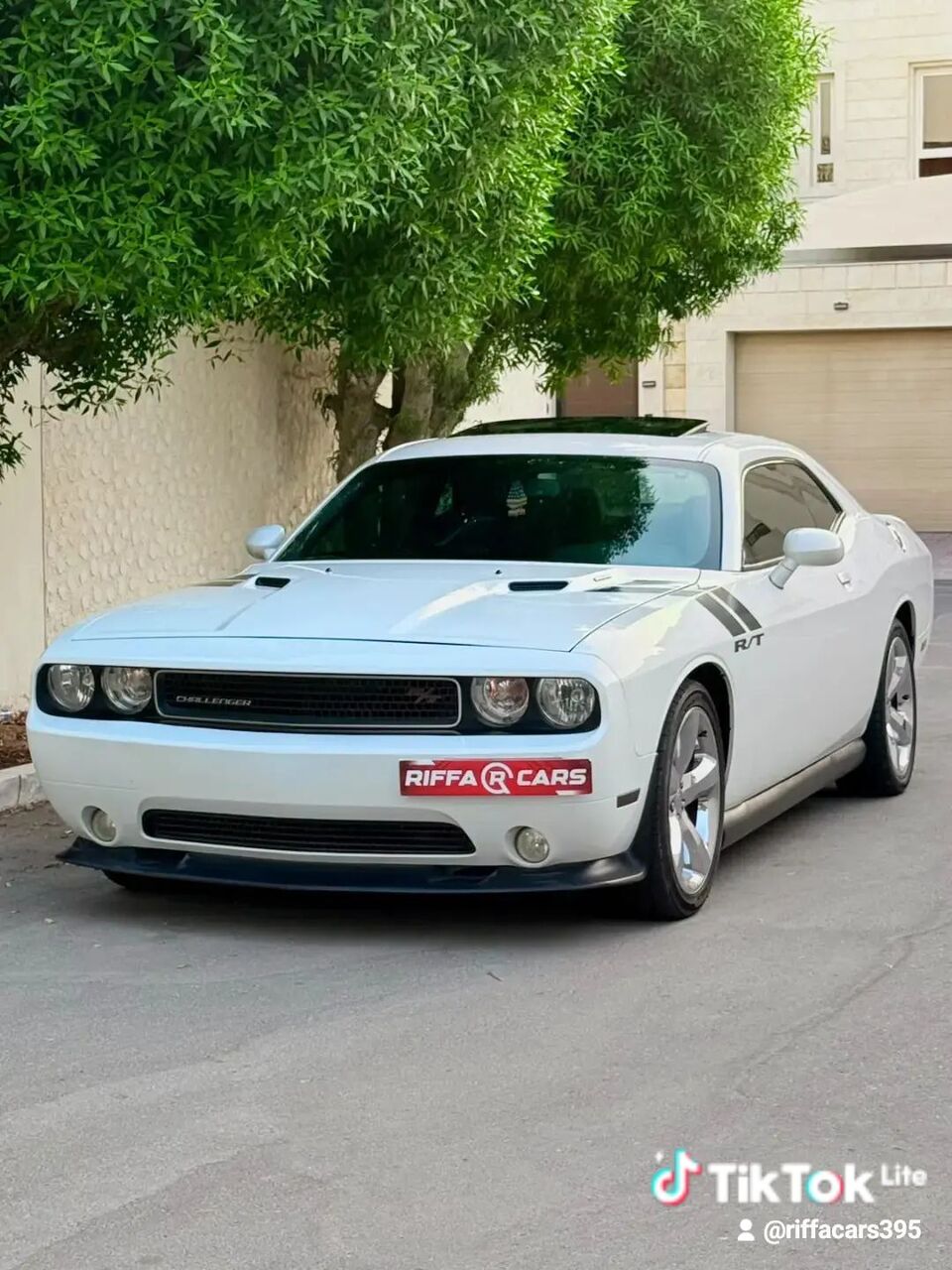 Manama, Vehicles, Cars & Trucks , BHD 1,  Dodge Challenger,  2013,  Automatic,  287000 KM,  FOR SALE  R T  MODEL