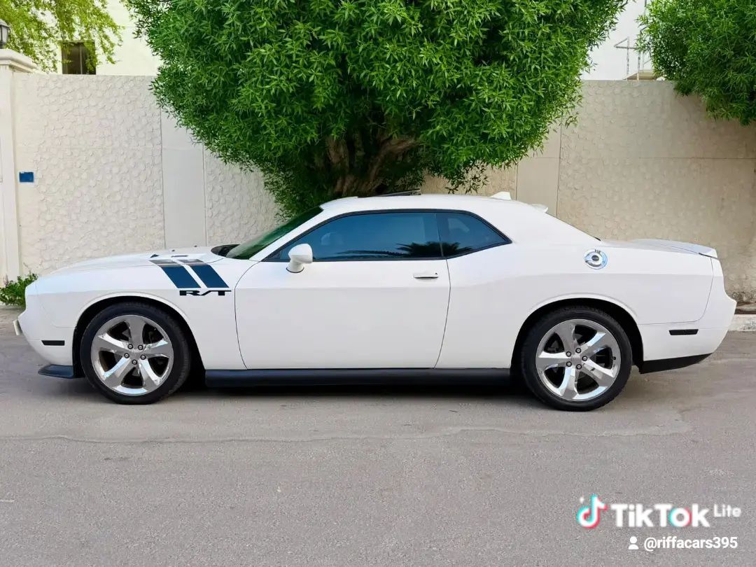 Manama, Vehicles, Cars & Trucks , BHD 1,  Dodge Challenger,  2013,  Automatic,  287000 KM,  FOR SALE  R T  MODEL
