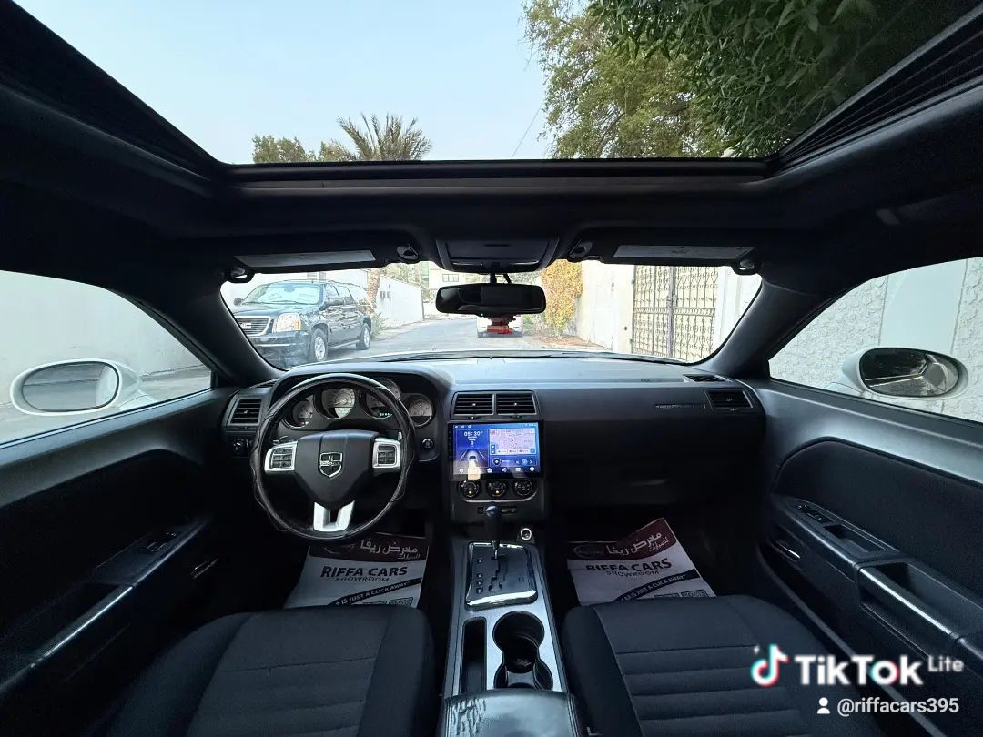 Manama, Vehicles, Cars & Trucks , BHD 1,  Dodge Challenger,  2013,  Automatic,  287000 KM,  FOR SALE  R T  MODEL
