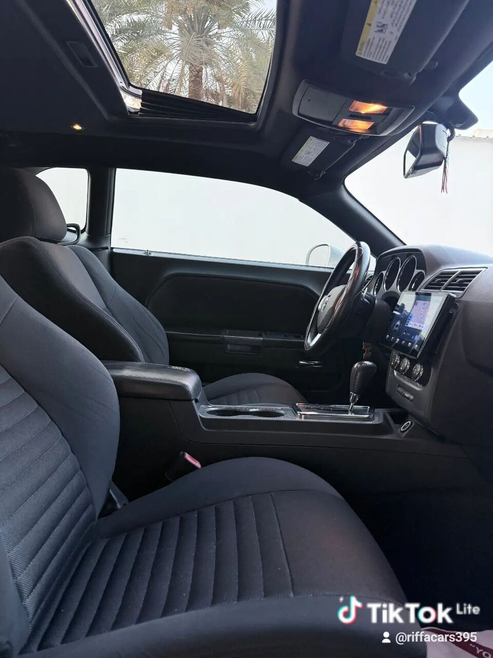 Manama, Vehicles, Cars & Trucks , BHD 1,  Dodge Challenger,  2013,  Automatic,  287000 KM,  FOR SALE  R T  MODEL