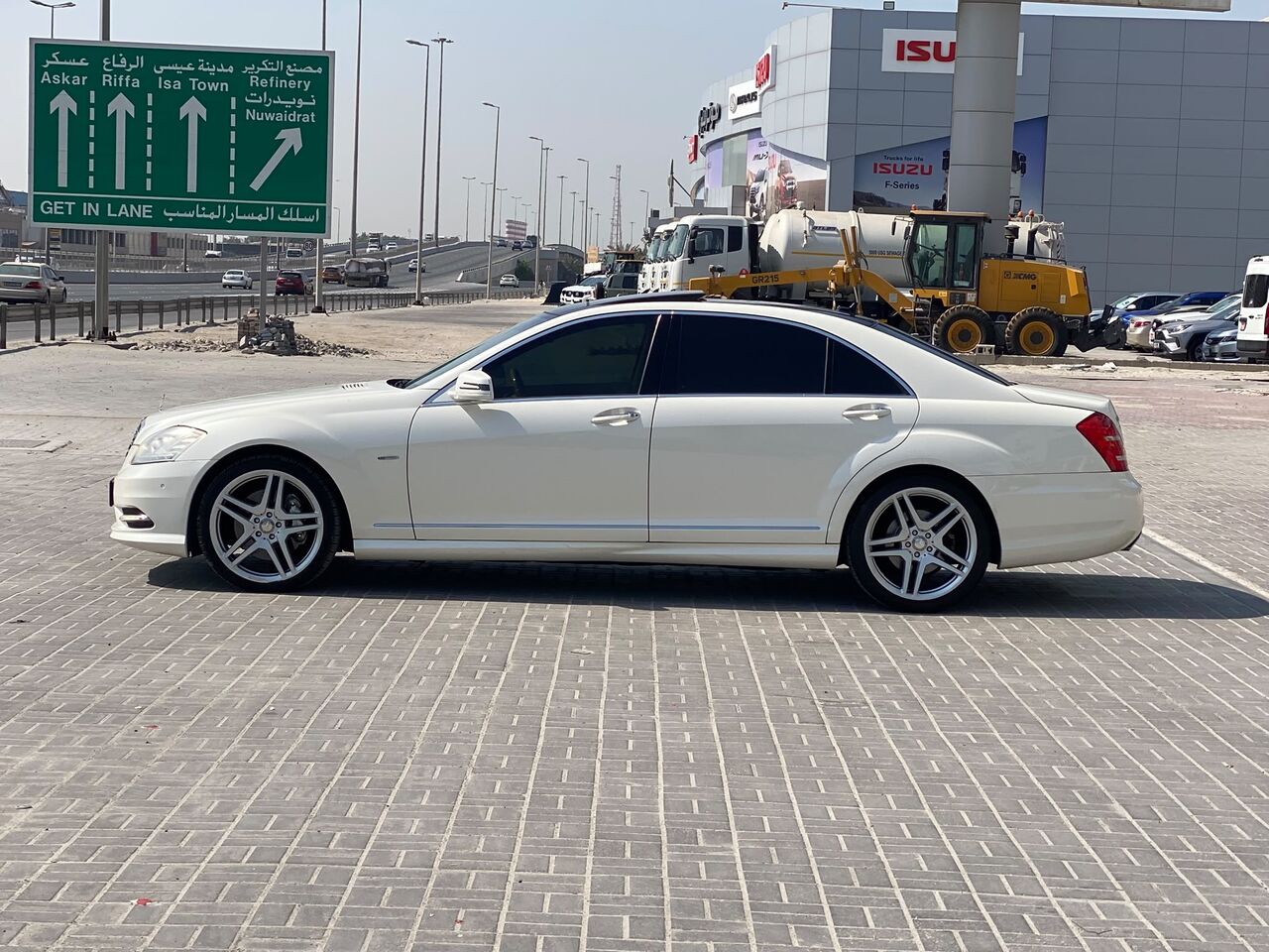 Manama, Vehicles, Cars & Trucks , BHD 5900,  Mercedes Benz S-350L,  2012,  Automatic,  204000 KM,    (White)