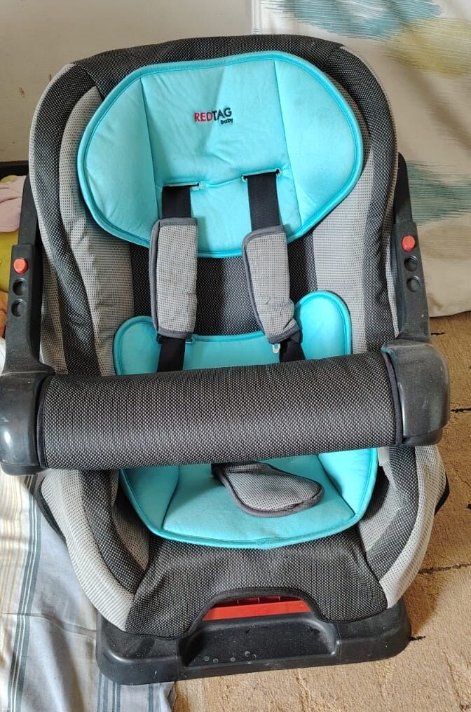 Dammam, Baby & Kid Stuff, SAR 300,  Baby Cot, Baby Bath Tab, Car Seat