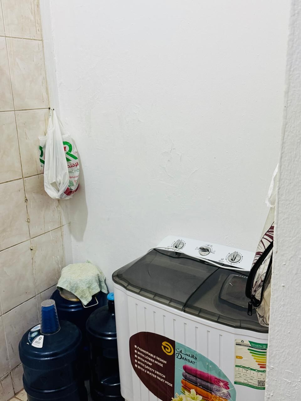 Jeddah, Bedspace For Rent, SAR 1800/month,  110113 Sq. Feet,  Furnished Room With Separate Entrance (Kitchen & Bath)