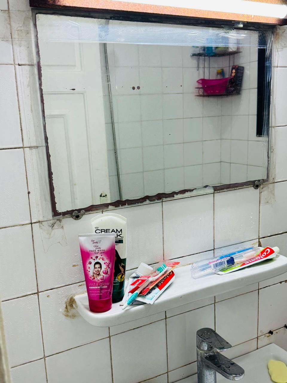 Jeddah, Bedspace For Rent, SAR 1800/month,  110113 Sq. Feet,  Furnished Room With Separate Entrance (Kitchen & Bath)