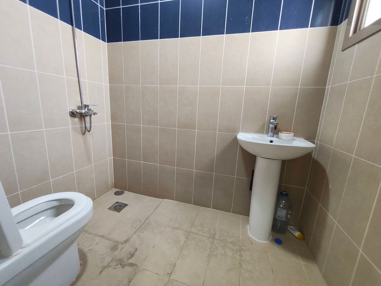 East Riffa, Apartments, Flats, Houses & Villas, BHD 140/year,  1 BR,  East Riffa:- Studio Flat On Rent With Unlimited Ewa..