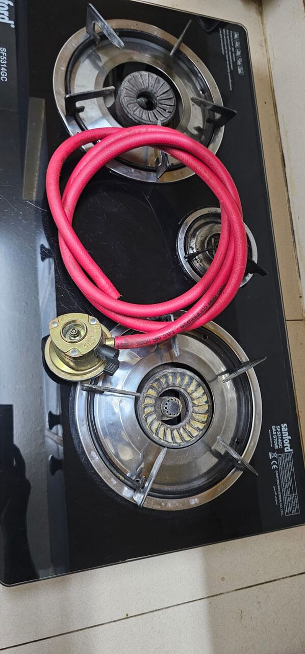 Al Malaz, Appliances, SAR 375,  Gas Stove With Auto Ignition, Regulator & Gas Cylinder