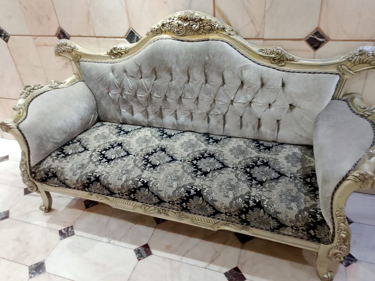 Al Aziziyah, Furniture, SAR 270,  10 Seater Sofa