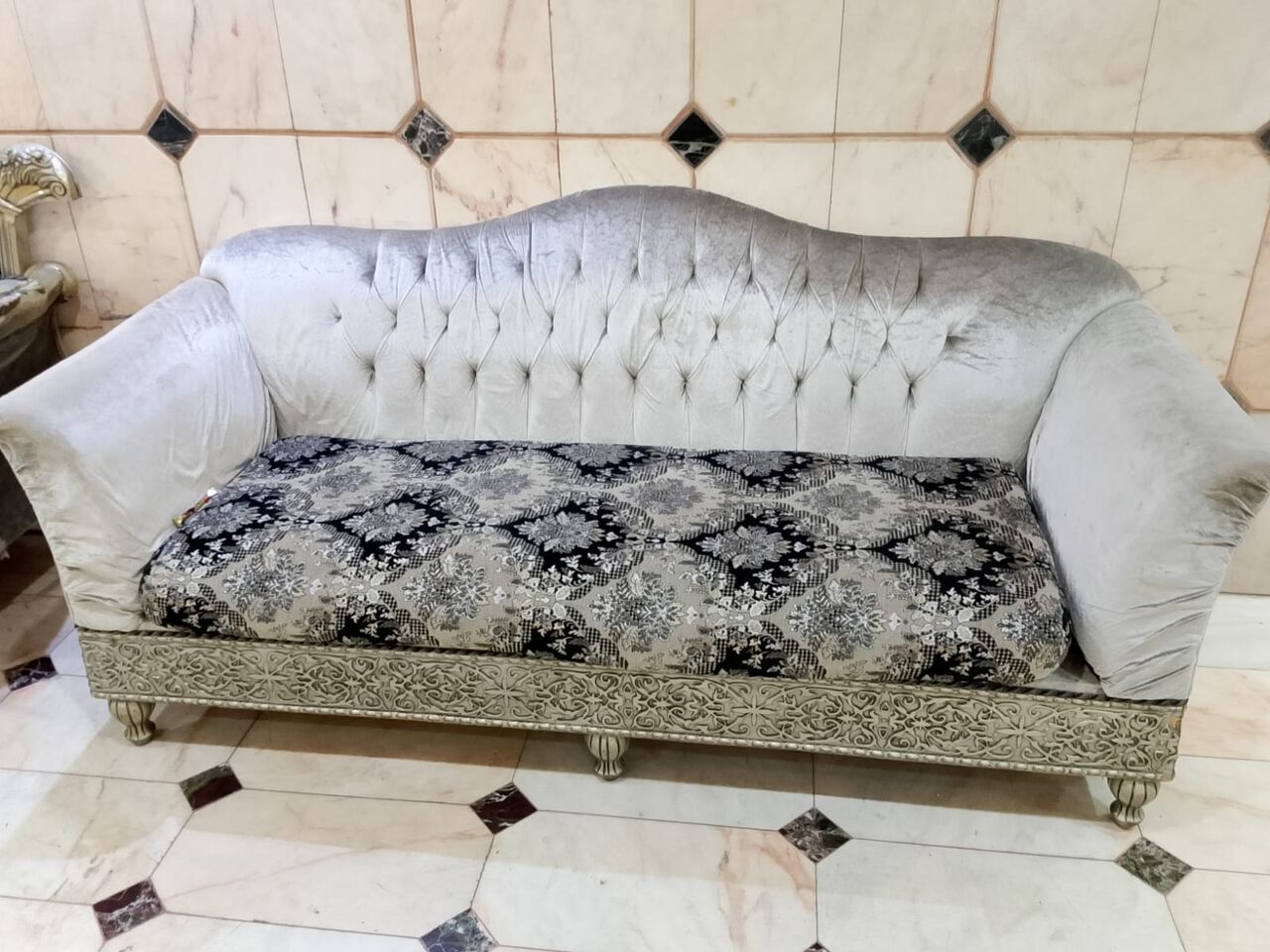 Al Aziziyah, Furniture, SAR 270,  10 Seater Sofa