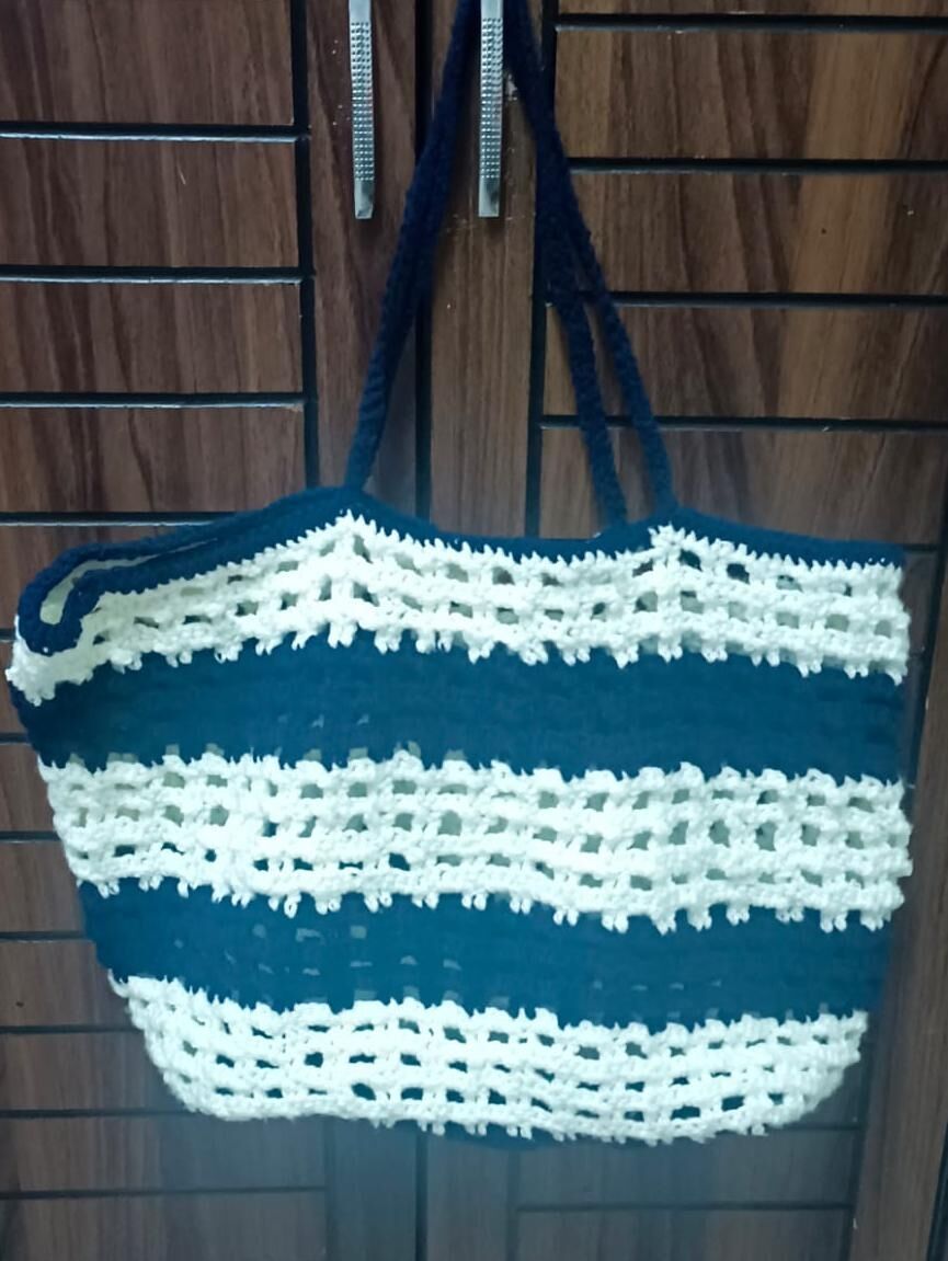 Riyadh, Purses & Wallets, SAR 150,  Handmade Crochet Tote Bag