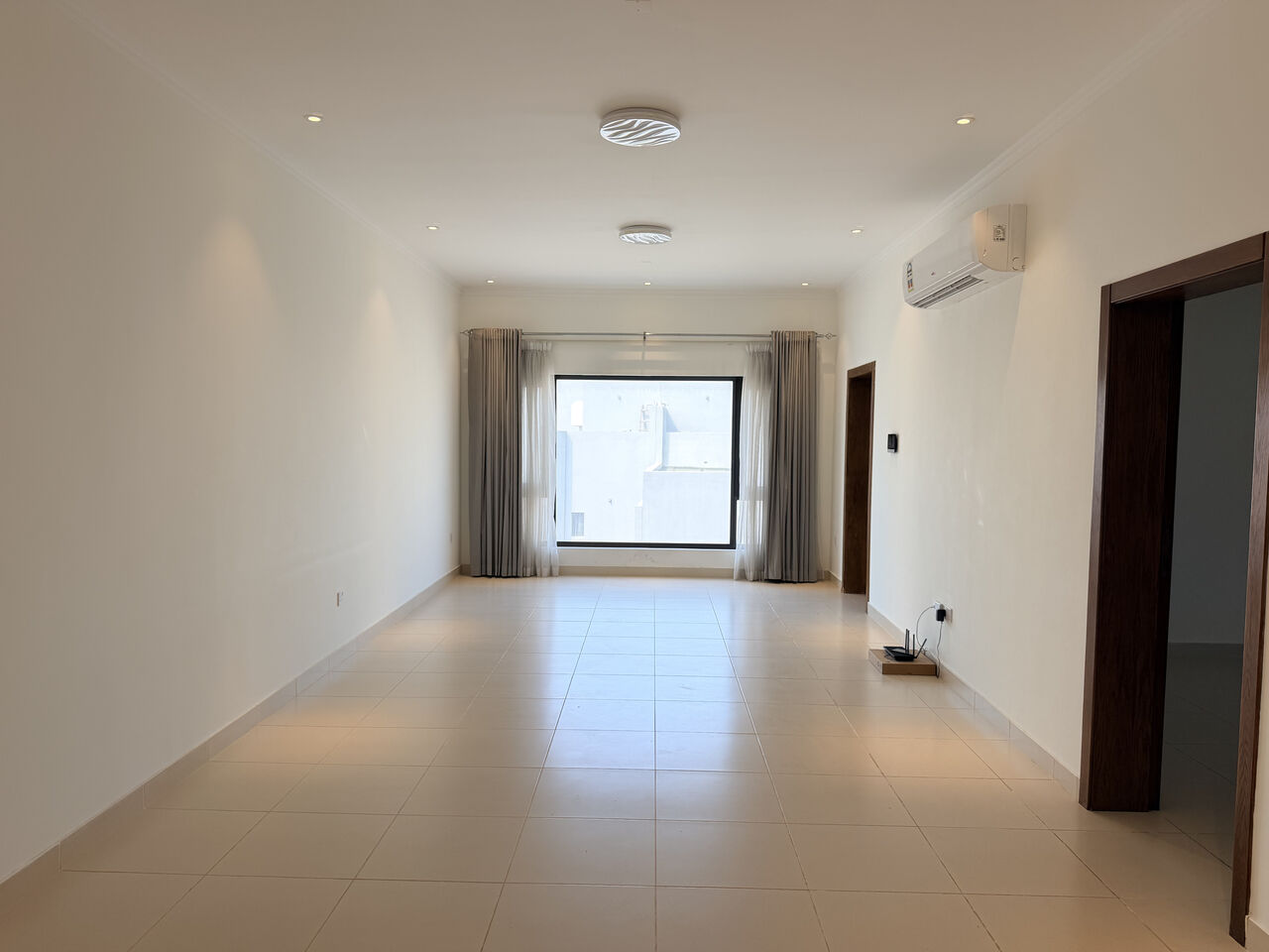 Saar, Apartments, Flats, Houses & Villas, BHD 300/month,  2 BR,  120 Sq. Meter,  Modern Semi-furnished 2BR Apartment In Saar | EWA & Internet Included