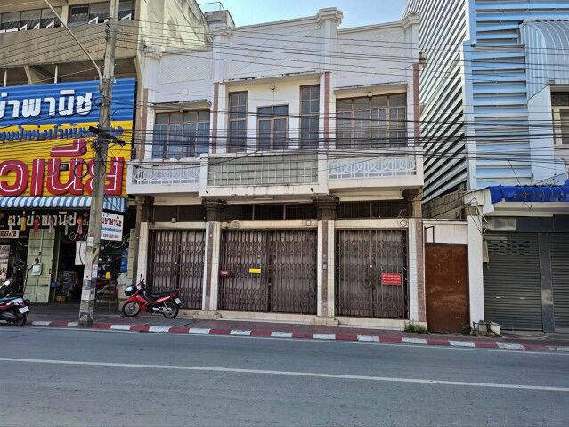 Bangkok, Villas, THB 80000,  0 Sq. Feet,  ให้เช่าอาคารพาณิชย์ 3 คูหา ติดถนนช้า
