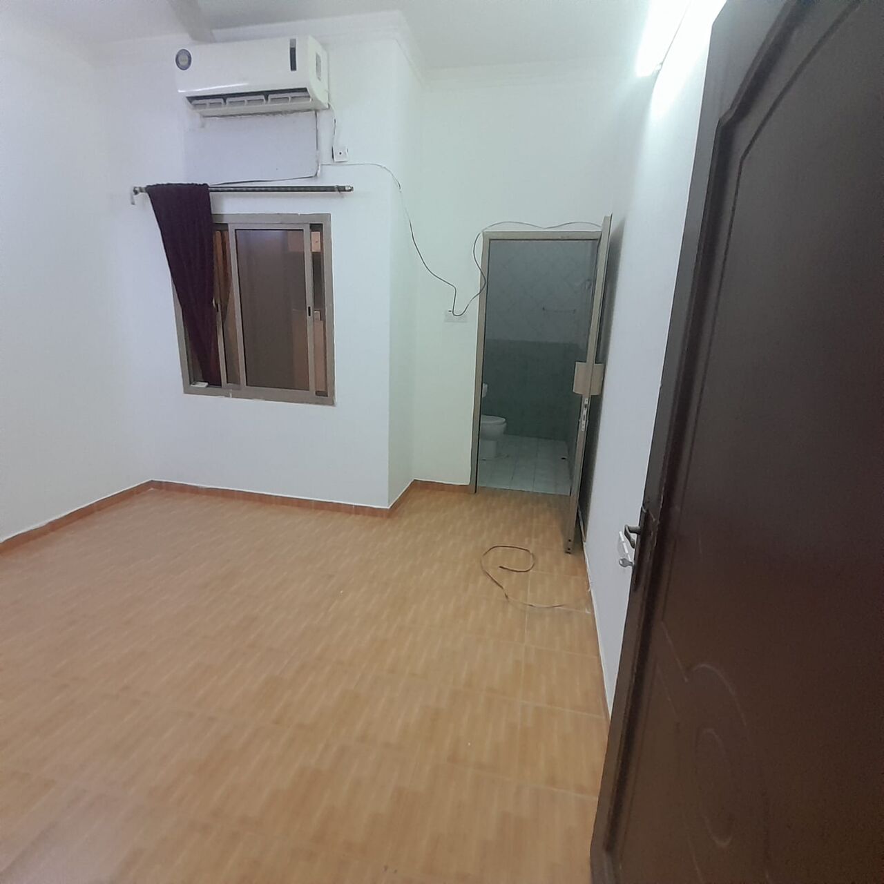 Salmaniya, Apartments, Flats, Houses & Villas, BHD 120/month,  1 BR,  30 Sq. Meter,  #Studios For Rent (electricity Included) In Al-Salmaniya (Al-Sagaya Area), Behind City Fur