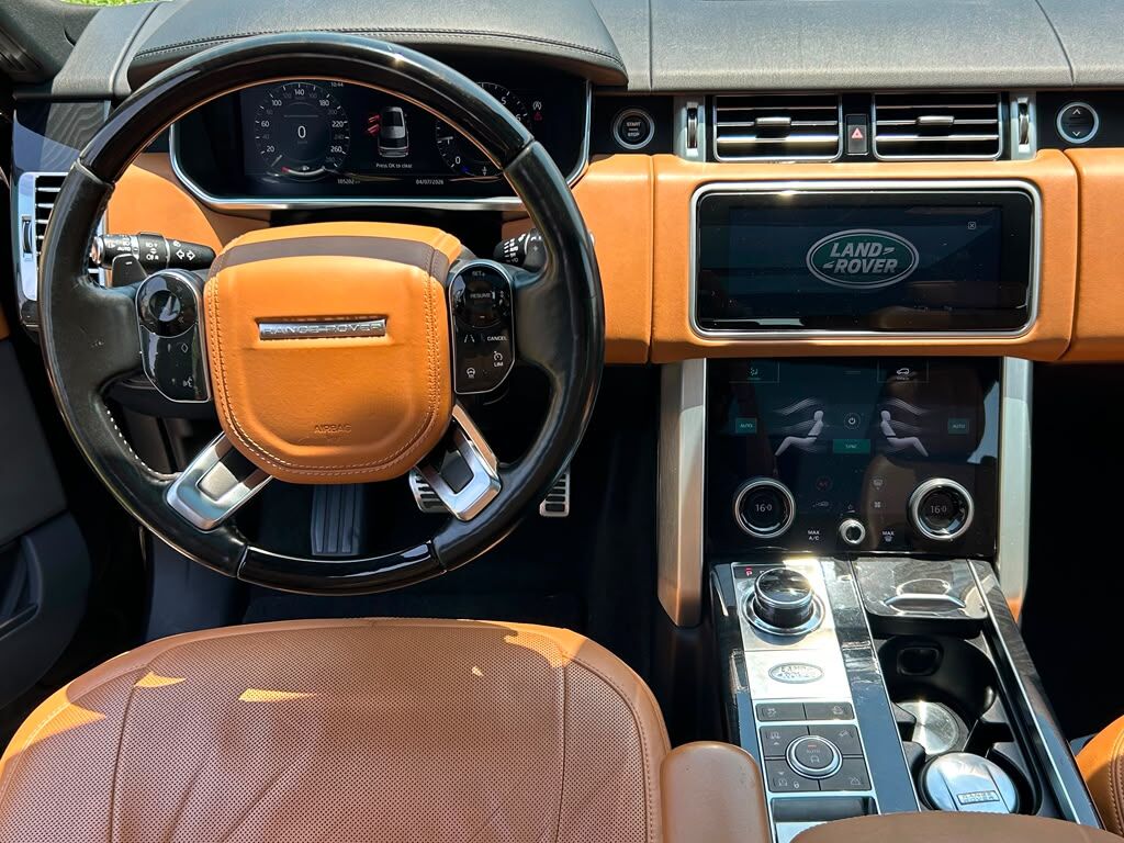 Riffa, Vehicles, Cars & Trucks , BHD 18400,  Land Rover Range Rover,  2018,  100000 KM,  RANGE ROVER VOGUE SUPERCHARGED  FOR SALE